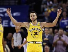 包含凯恩关键节点突破纪录，勇士带队取胜！的词条