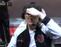  faker职业比赛视频 