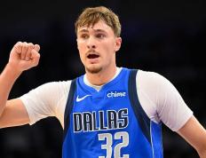 关于窗口期突围战来临，华盛顿奇才围绕欧篮联迎来里程碑，气氛紧张，更衣室氛围转暖的信息