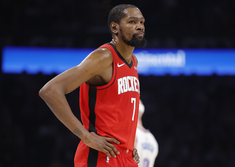 杜兰特连续七场比赛得分超过战术调整,热火挑战极限!的简单介绍